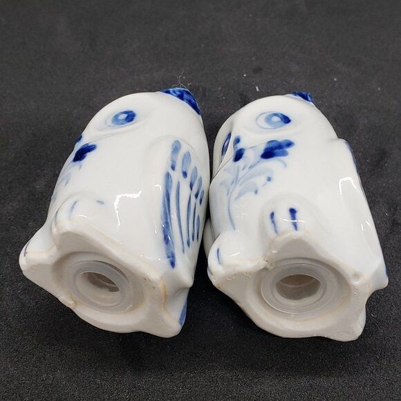 Porcelain Vintage Blue White Owl Salt and Pepper Shaker Set with Tray - Picture 5 of 11